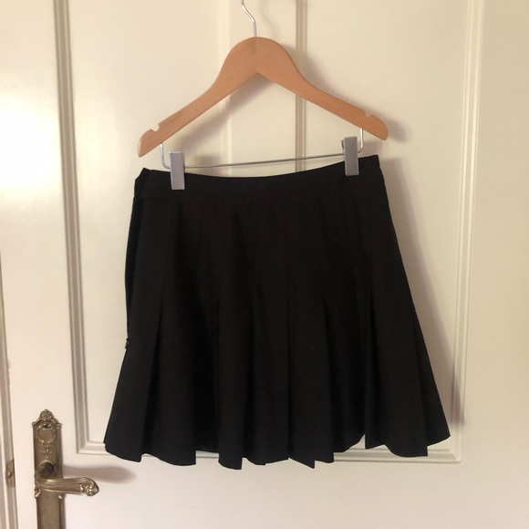 Aritzia Talula Black Tennis Skirt - Picture 3 of 5